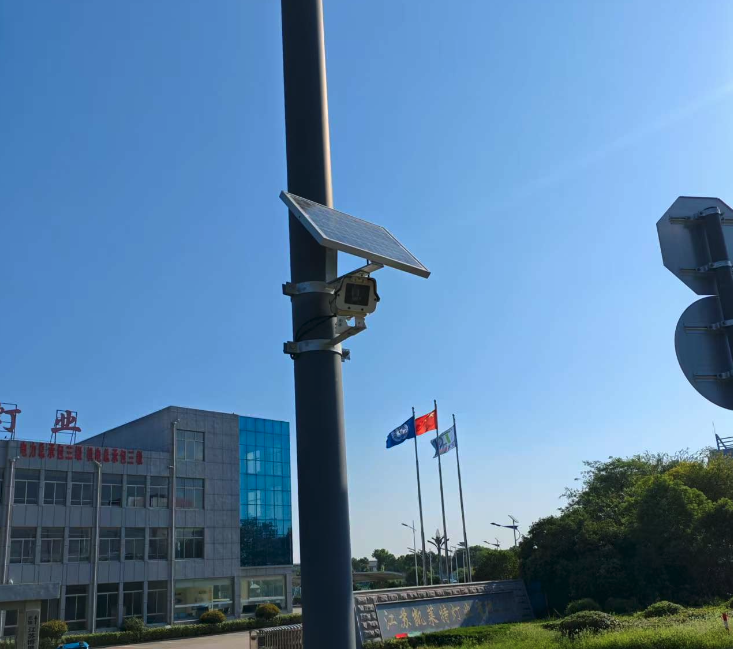 車輛檢測前端設備（太陽能供電）